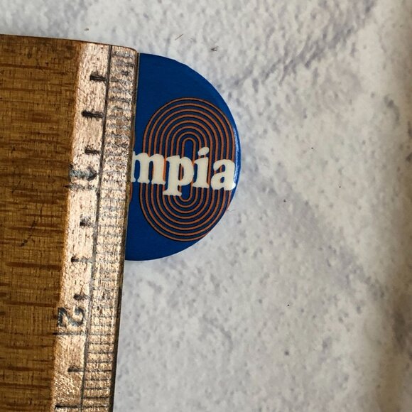 Vintage Olympia Blue Pinback Button Retro Orange 80 Collectible Memorabilia - Picture 4 of 4